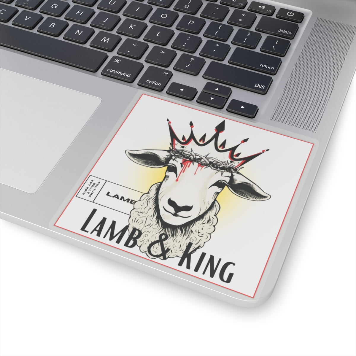 Pegatina de vinilo de Lamb &amp; King: fe y realeza en un solo diseño